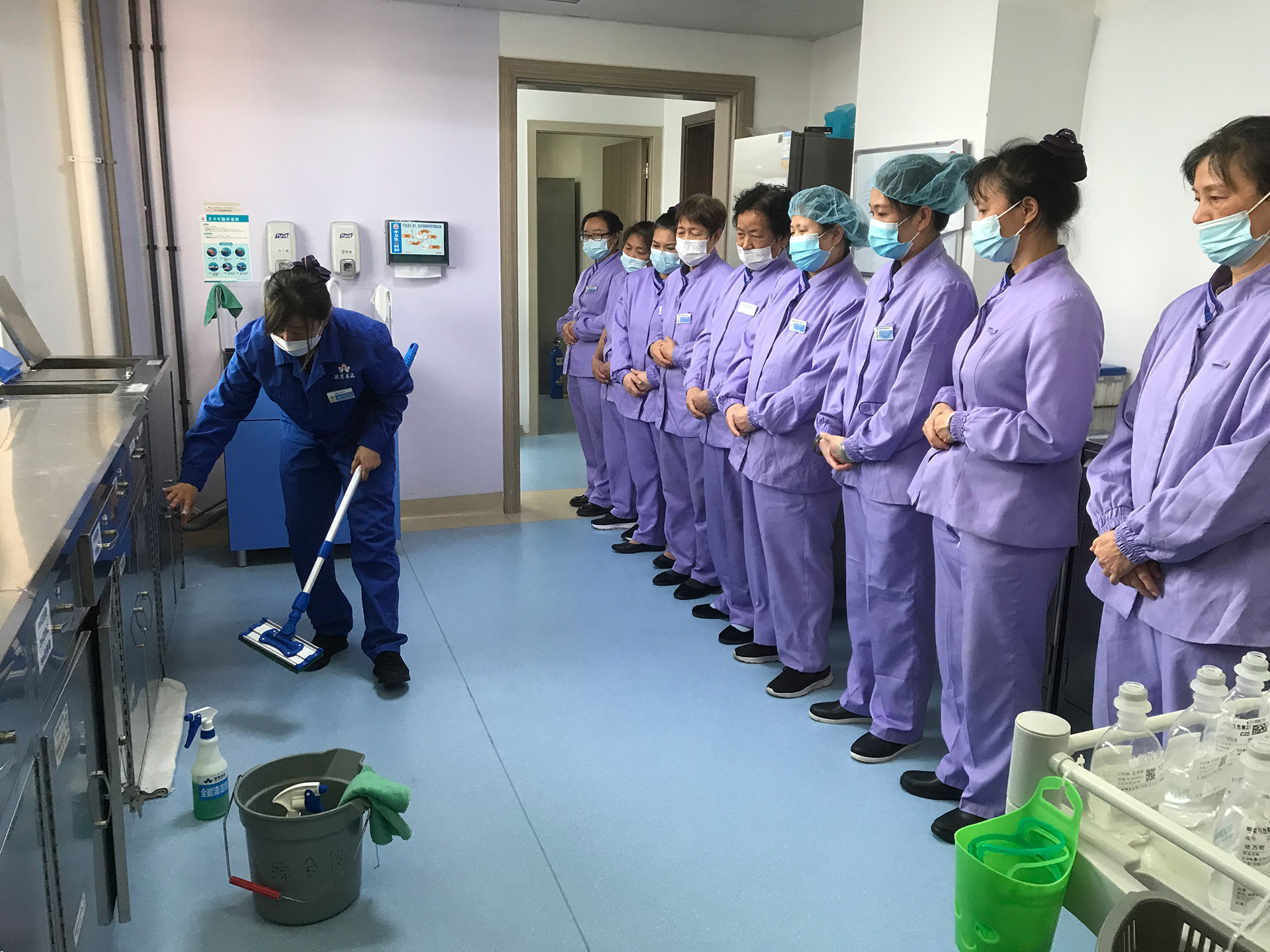 德慧美品物業(yè)員工培訓(xùn)展示